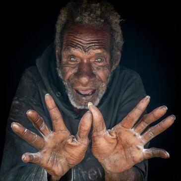 Guetteur Dani, Papouasie Occidentale © Etienne Pierart